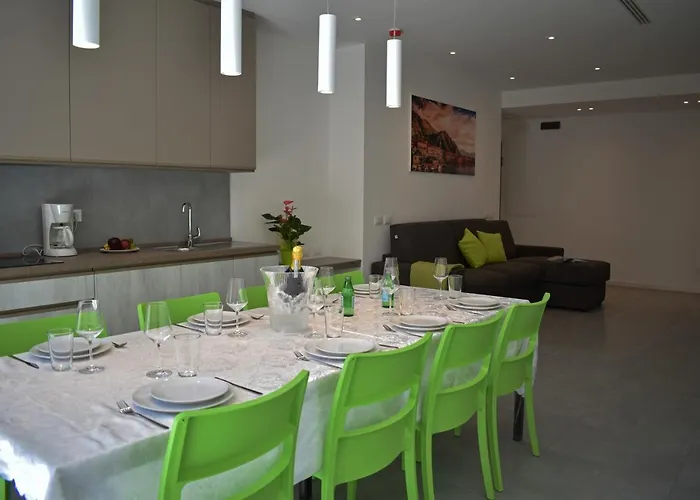 Residence Lake Como דירה